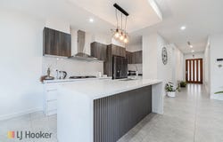 5 Eulinga Street, Mickleham, Vic 3064