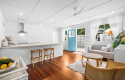 15 Barrinia Street, Manly, Qld 4179