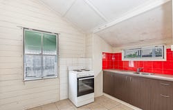 5 Eighth Avenue, Railway Estate, Qld 4810