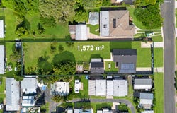 23 Brighton Street, Point Vernon, Qld 4655
