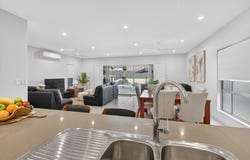 66 Strathmore Street, Kedron, Qld 4031