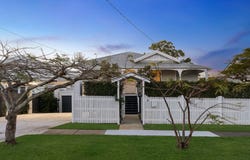 32 Jimbour Street, Kalinga, Qld 4030
