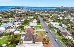 16 Greenhills Road, Victor Harbor, SA 5211