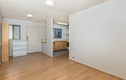 13/4 Ryrie Avenue, Como, WA 6152
