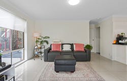 1/2 Parkridge Drive, Molendinar, Qld 4214