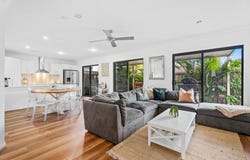 2/206 Southport Nerang Road, Southport, Qld 4215