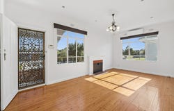 24 Jingella Avenue, Ashwood, Vic 3147