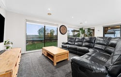 14 Swan Boulevard, Winter Valley, Vic 3358
