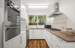 5 The Avenue, Montrose, Vic 3765