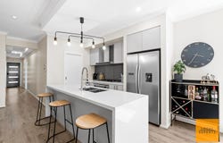 18 Juliete Street, Strathtulloh, Vic 3338