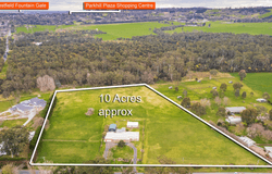 225 BEACONSFIELD-EMERALD ROAD, Beaconsfield, Vic 3807