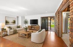 5 Gumtree Court, Springwood, Qld 4127