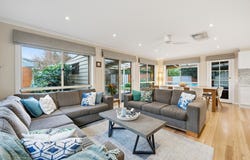 4 Narrawong Close, Rowville, Vic 3178