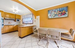 84 Oakwood Road, Albanvale, Vic 3021