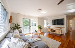 17 Elvendon Street, The Gap, Qld 4061