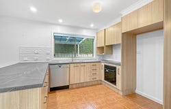 2 Bristol Court, Maryborough, Vic 3465