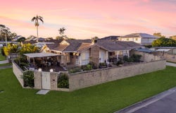 1 Coombe Avenue, Hope Island, Qld 4212