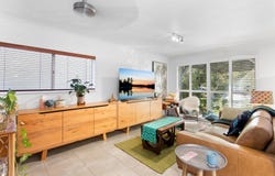23 Lendon Street, Deagon, Qld 4017