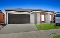 8 Bawley Road, Donnybrook, Vic 3064