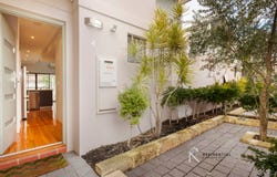 4/15 Sylvia Place, Nollamara, WA 6061