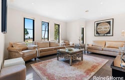 28 Heather Grove, Cranbourne East, Vic 3977