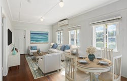 19 Sutton Street, Redcliffe, Qld 4020