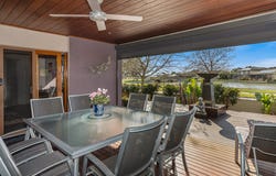 23 Mashie Terrace, Sandhurst, Vic 3977