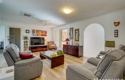 50 Bowerbird Avenue, Eli Waters, Qld 4655