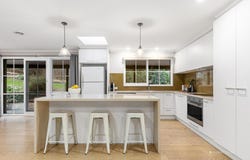 75 Valonia Drive, Eltham, Vic 3095