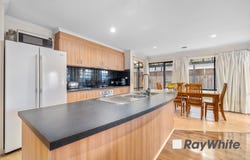 23 Mccartney Drive, Narre Warren South, Vic 3805