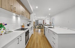 27 Magnetic Street, Morayfield, Qld 4506