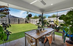 13 Songbird Circuit, Flagstone, Qld 4280
