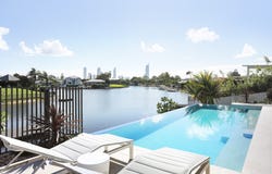 2 Saywell Street, Sorrento, Qld 4217