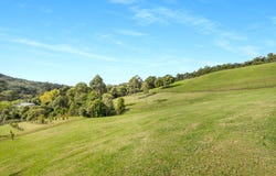 93 Valley Drive, Figtree, NSW 2525