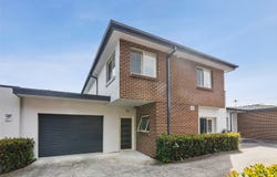2/55 Killeaton Street, St Ives, NSW 2075