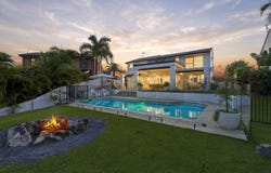 3 Village Low Road, Benowa Waters, Qld 4217