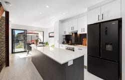 4/255 Cavendish Road, Coorparoo, Qld 4151