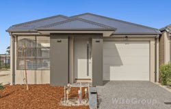 120 Bourbon Road, Cranbourne East, Vic 3977