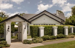 68 Virginia Avenue, Hawthorne, Qld 4171