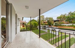 22 Menkira Street, Mansfield, Qld 4122
