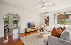 51 Folkstone Avenue, Albany Creek, Qld 4035