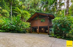 110 Mansfield Street, Earlville, Qld 4870