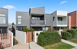 12 Judith Macintosh Crescent, Taylor, ACT 2913