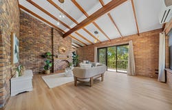 3 Chateau Court, Highland Park, Qld 4211