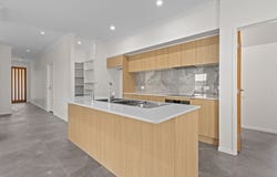 15 Mallard Street, Lowood, Qld 4311