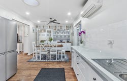 7 Varley Crescent, Cooloongup, WA 6168