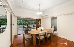 10 Glenfield Street, West End, Qld 4101