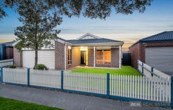 14 Field Street, Manor Lakes, Vic 3024
