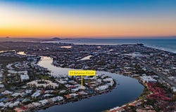19 Bahamas Circuit, Kawana Island, Qld 4575