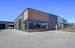11 Cameron Place, Orange, NSW 2800